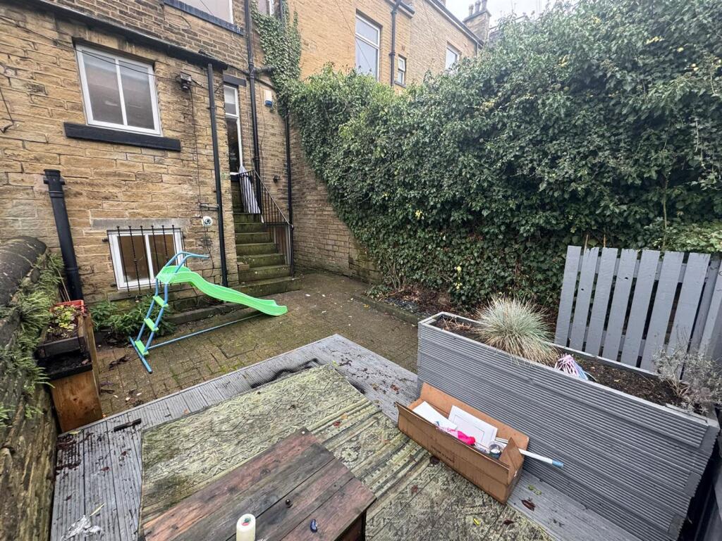 Additional image 27 of Selborne Terrace, Shipley