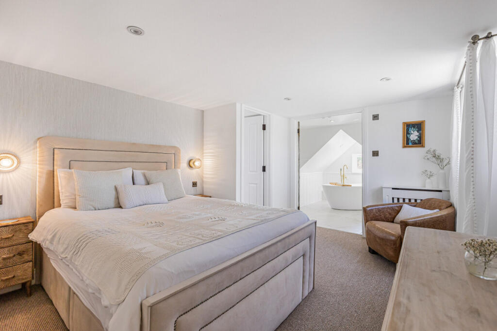Additional image 4 of Salisbury Road, Harpenden, AL5