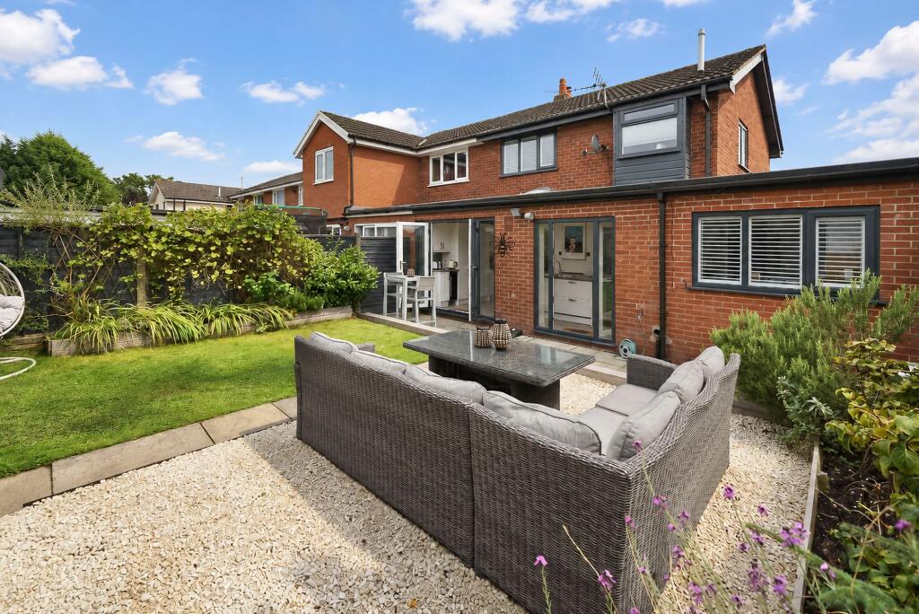 House in Chorley, Euxton - View 4