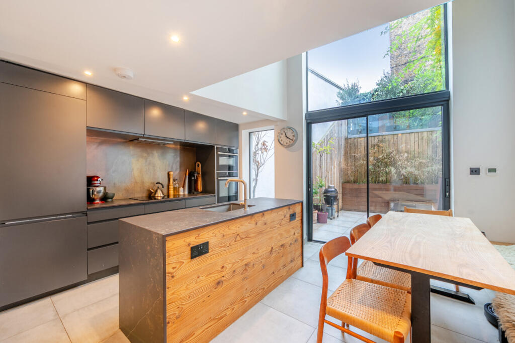 Shakespeare Road, Herne Hill, London, SE24 photo 2