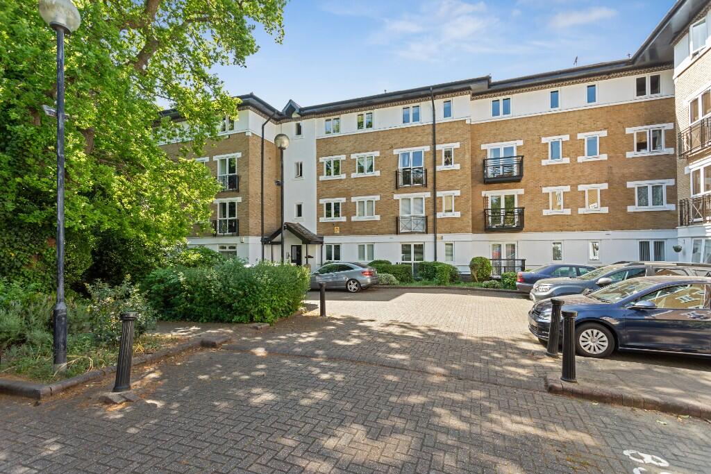 Main image of property: Makepeace Road, London, E11