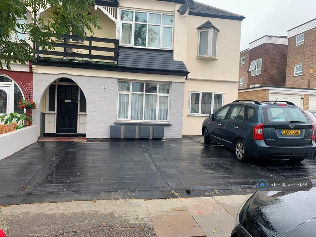 Main image of property: Lovelace Avenue, Southend-On-Sea, SS1