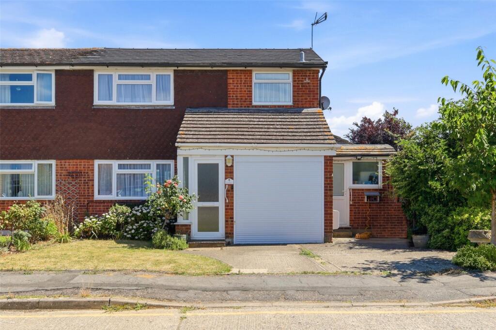 Main image of property: Poplar Close, South Woodham Ferrers, Chelmsford, Essex, CM3