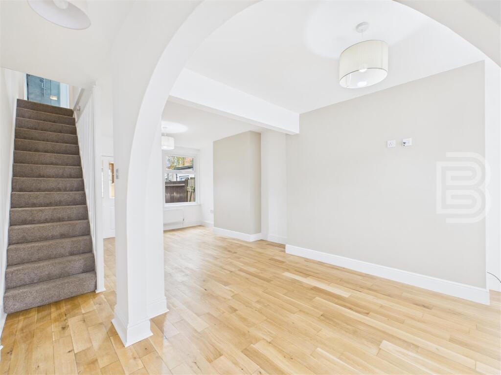House in Rugby, Warwickshire - More