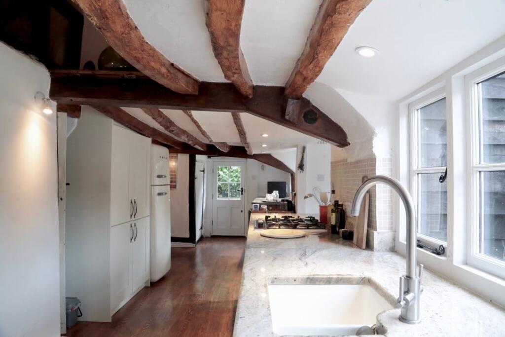 House in Tonbridge - View 3