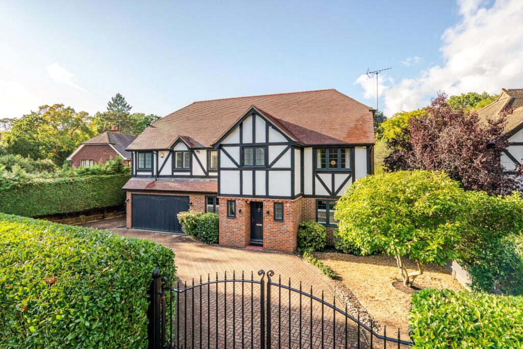 Main image of property: Beechwood Avenue, Weybridge, KT13