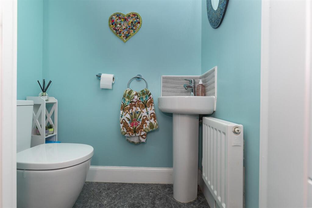 Additional image 15 of Links Way, Drighlington, Bradford