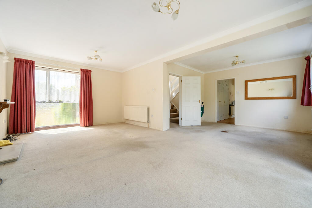 House in Taunton, Galmington - More