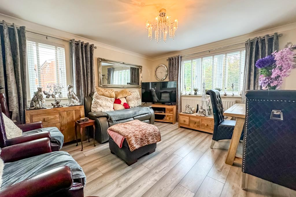 Apartment in Rochford, Hawkwell - View 2