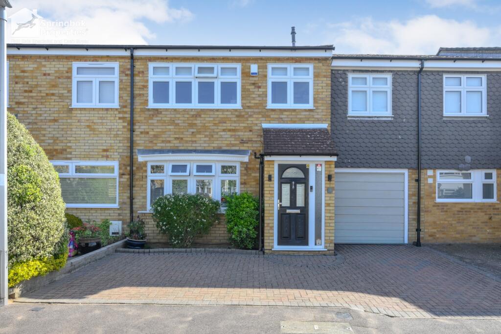 4 bedroom terraced house for sale in Bucklers Close, Broxbourne ...