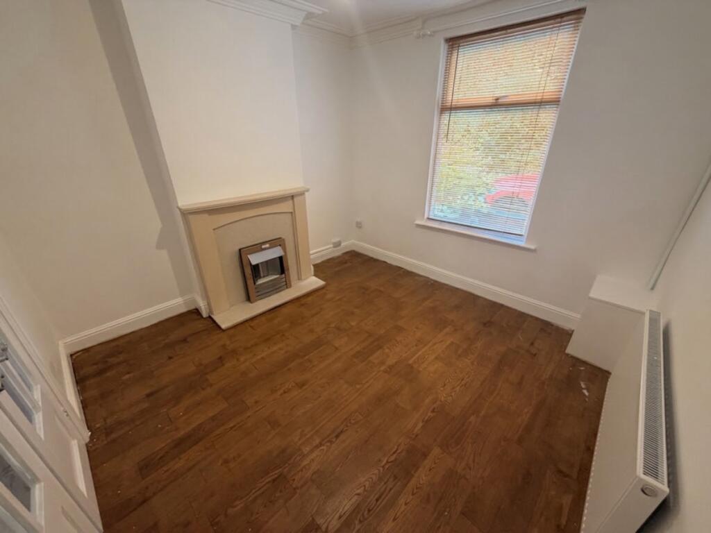 House in Bolton - View 4