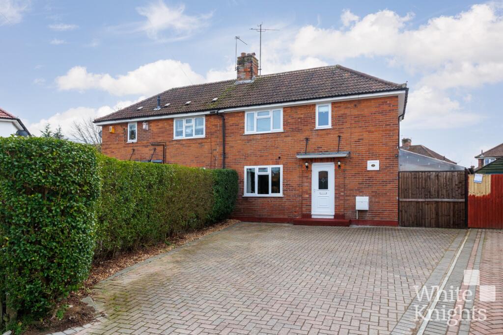 Main image of property: Thurlestone Gardens, Reading, Berkshire, RG2 7SJ