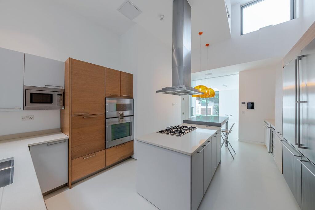 Denning Road, Hampstead, London - View 4