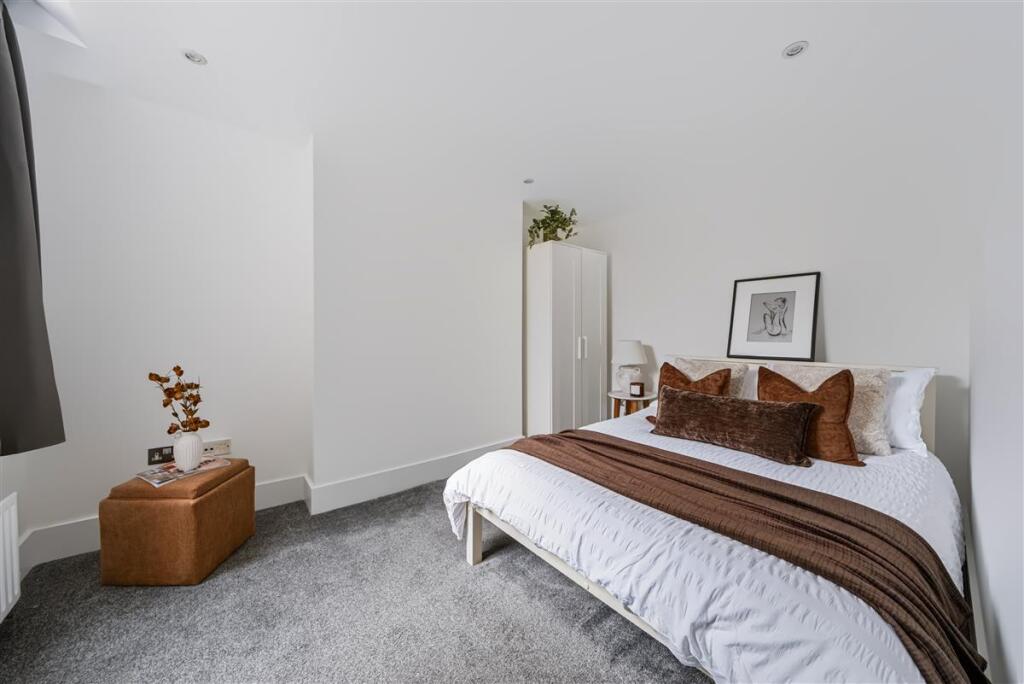 Apartment in London - View 2