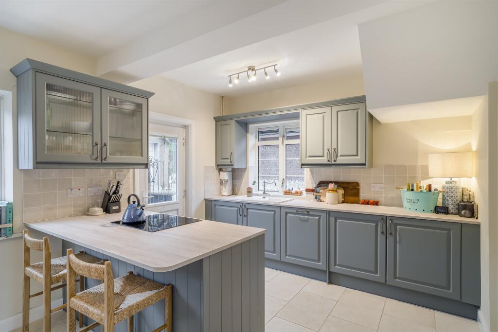 House in Newport, Usk - View 2