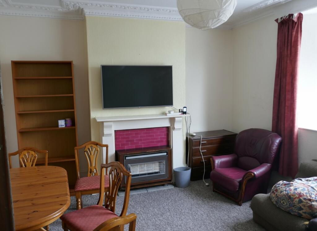5 bedroom house for rent