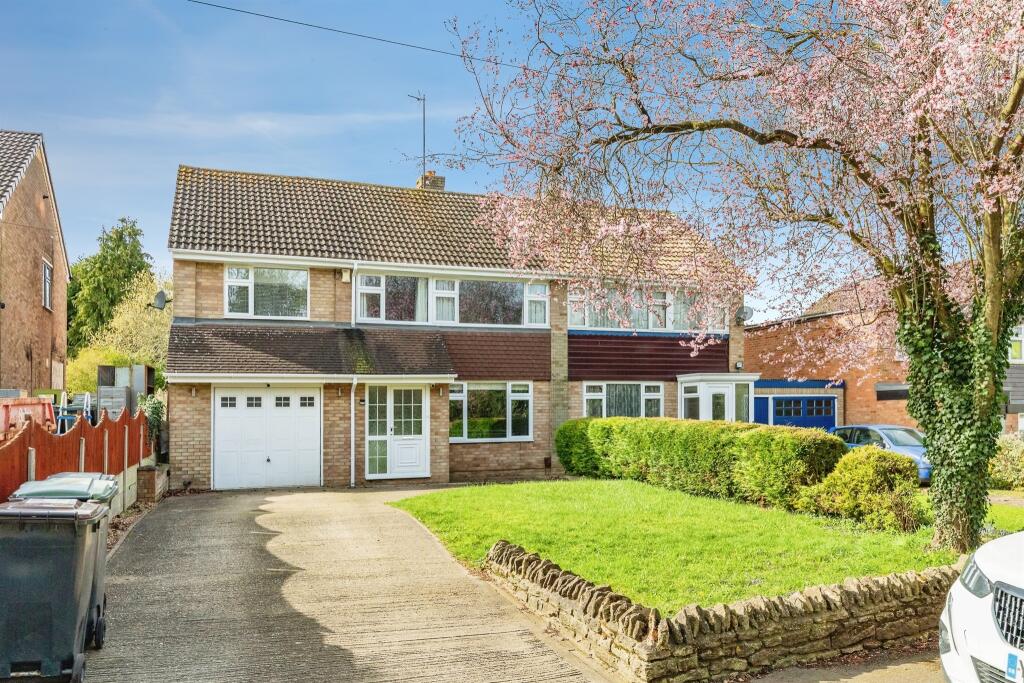 Main image of property: London Road, Raunds, Wellingborough