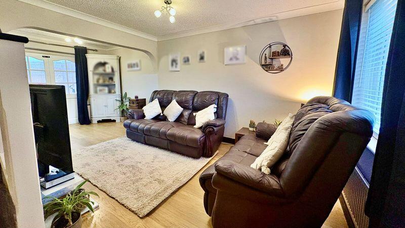 Hawthorn Drive, Sleaford photo 3