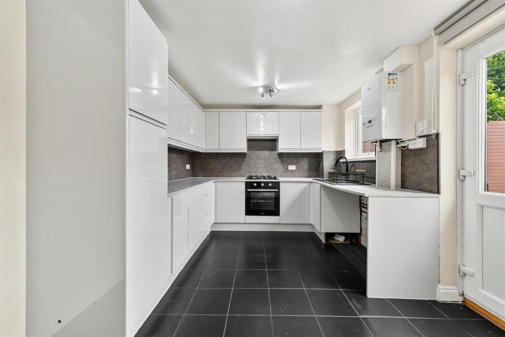 Hallam Way, West Hallam, Ilkeston photo 2
