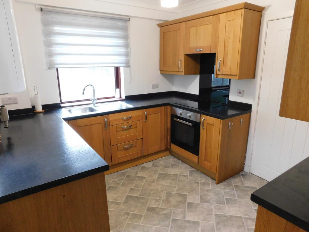 House in Paisley, Inverclyde - More