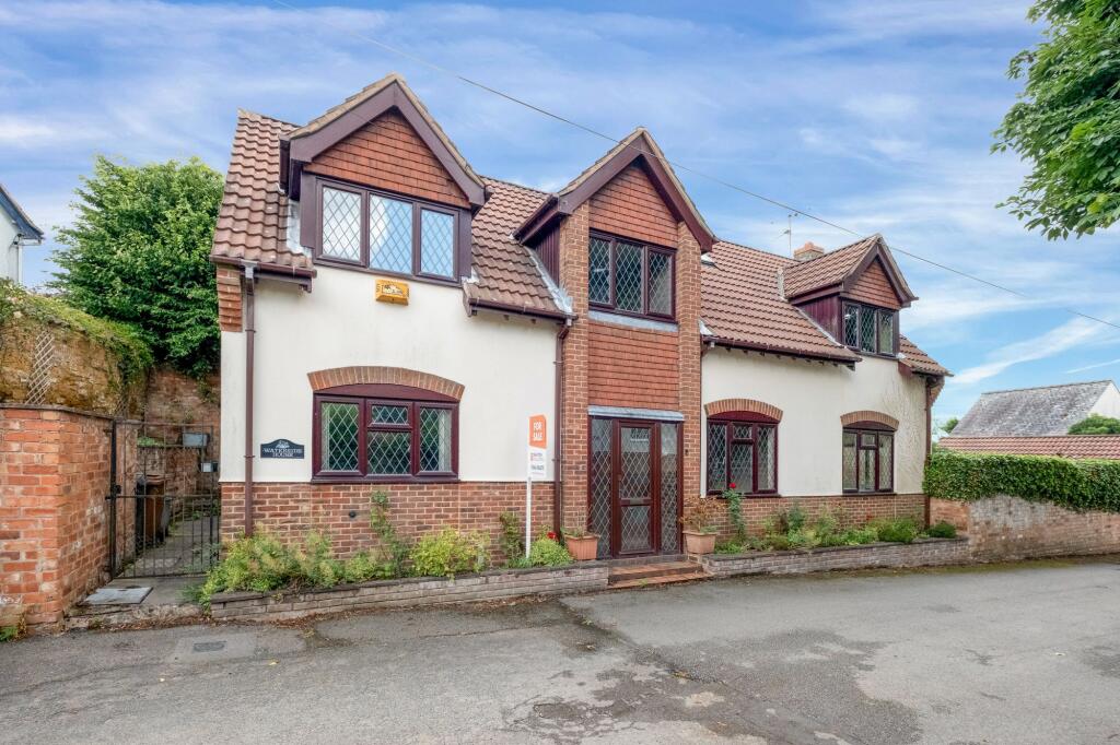 4-bed detached on Church Lane, Ab Kettleby, LE14, £430,000