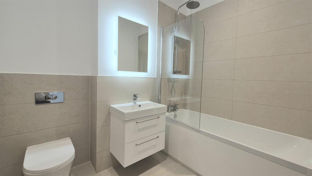 Apartment in Portsmouth - View 4