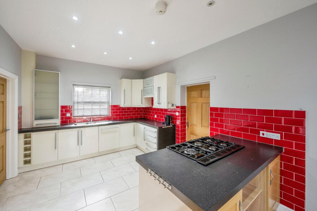 House in Doncaster, Bawtry - View 5