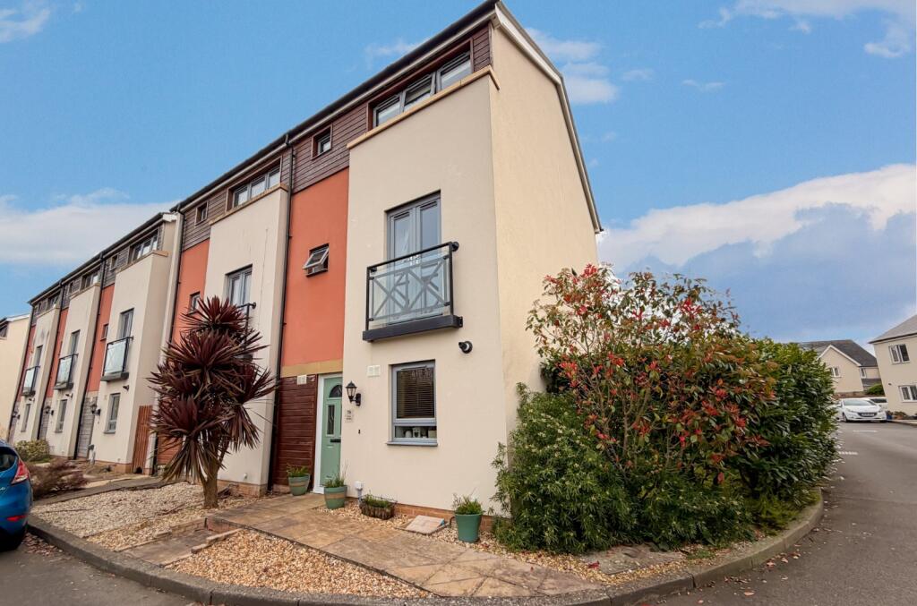 Main image of property: Wren Gardens, Portishead, Bristol, Somerset, BS20