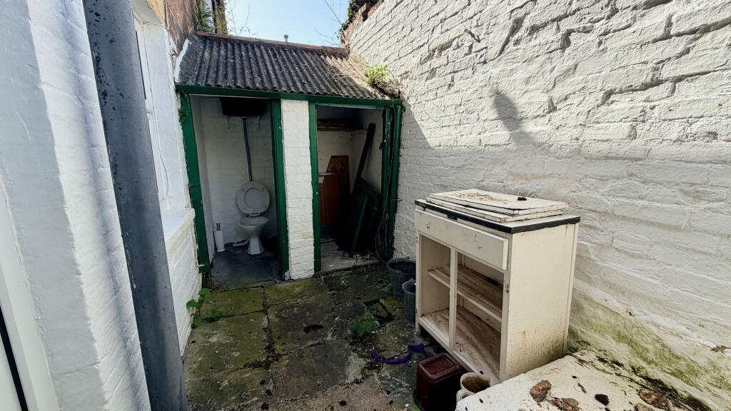 Additional image 5 of Victoria Buildings, Glastonbury