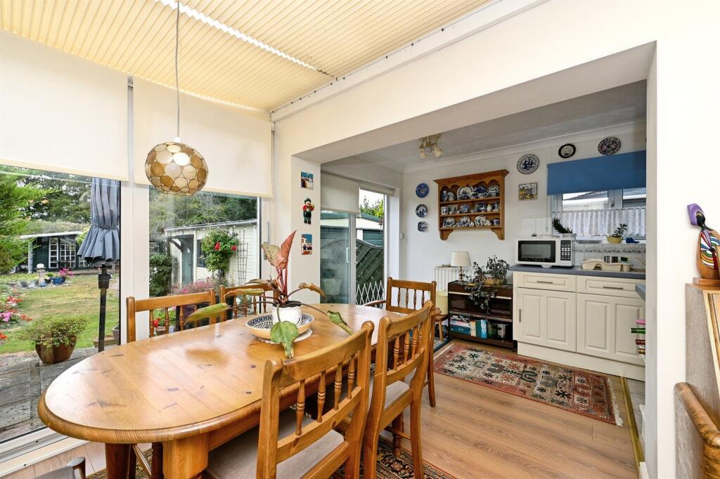 House in King's Lynn and West Norfolk, Gaywood - More