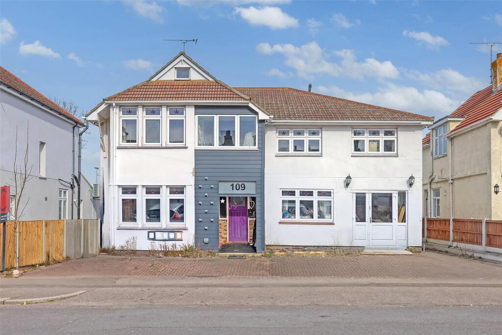 Main image of property: Shaftesbury Avenue, Thorpe Bay, Essex, SS1