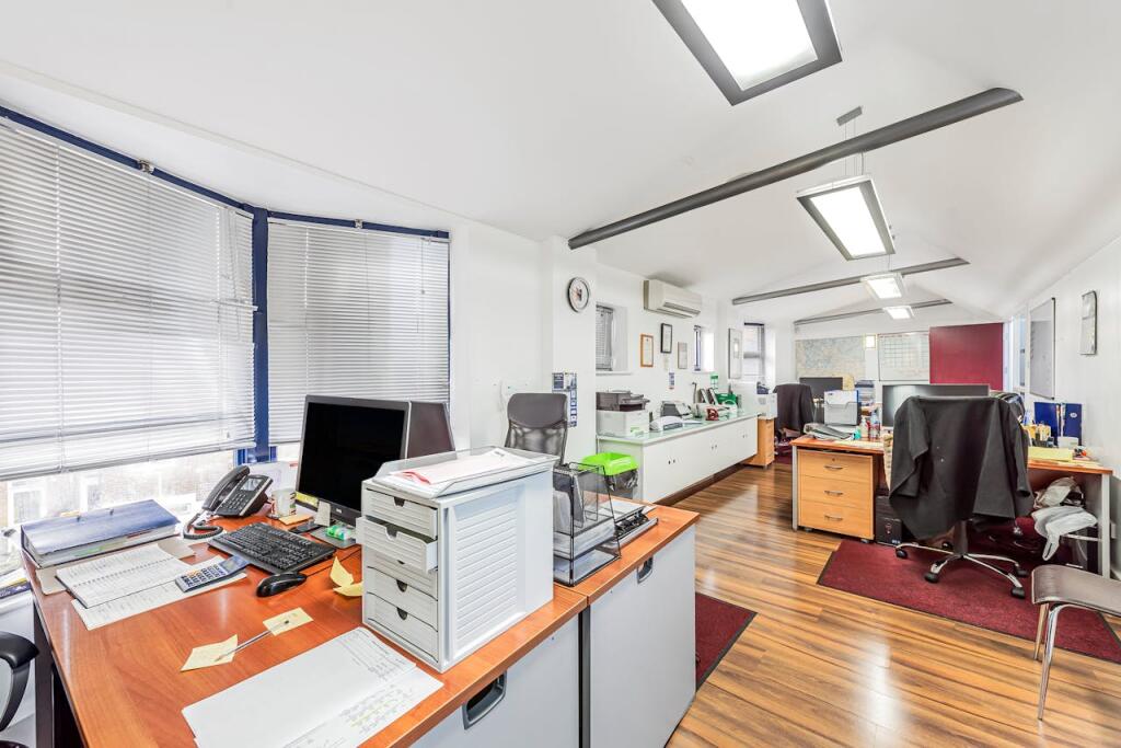 Main image of property: 18 Linen House, 253 Kilburn Lane, Queens Park, London, W10 4BQ