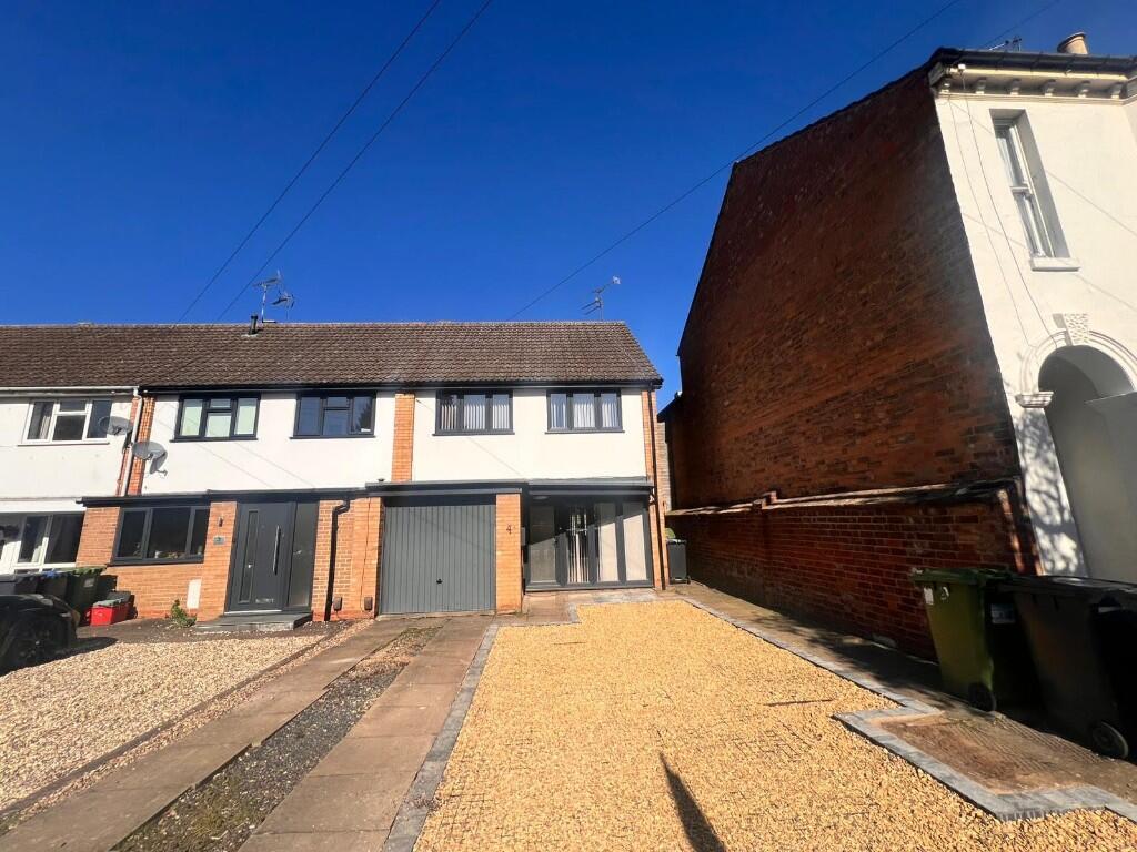 Main image of property: Oak Place, Willes Road, Leamington Spa, Warwickshire, CV31