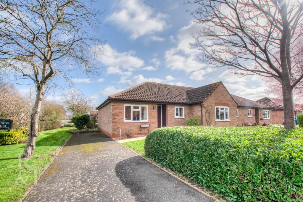 2-bed terraced on Gardens Court, West Bridgford, Nottingham, £220,000