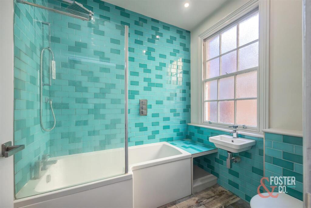 Apartment in Hove, Brunswick - View 6