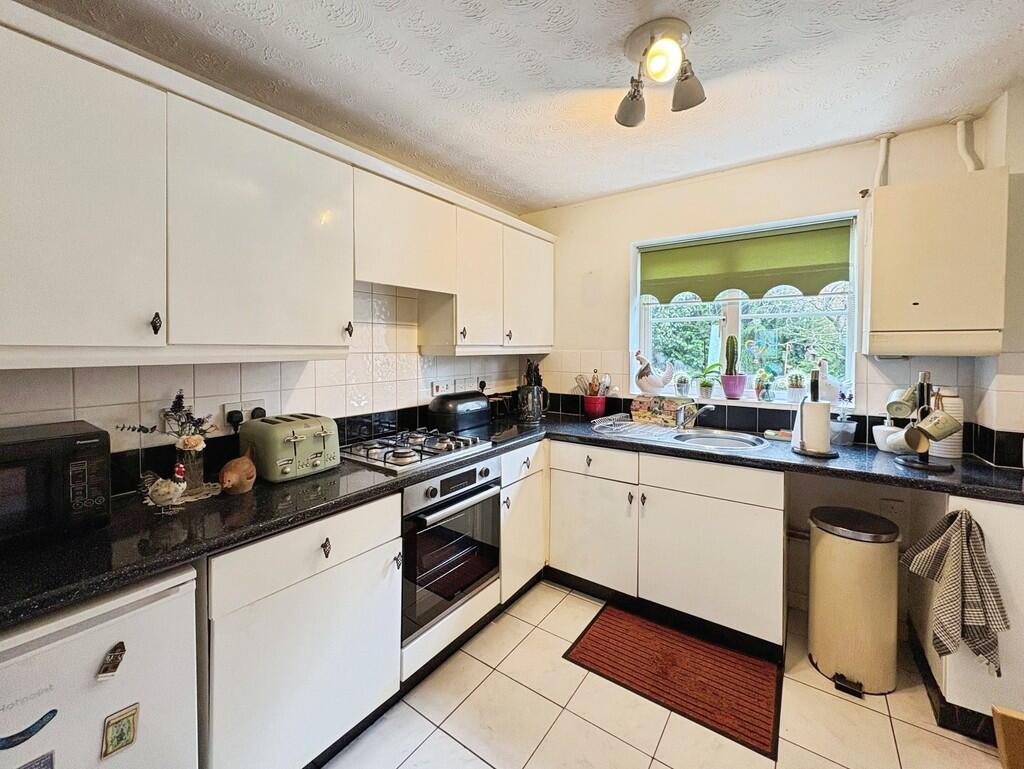 Fennel Way, Yeovil  photo 3