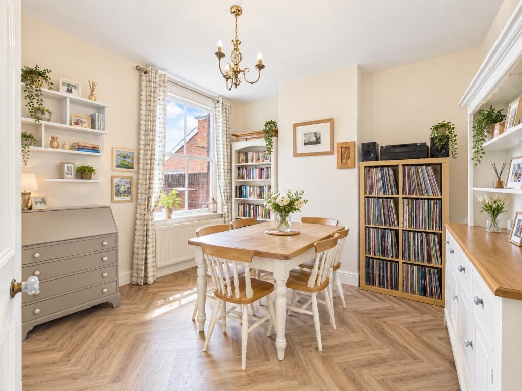 House in Worcester - View 3