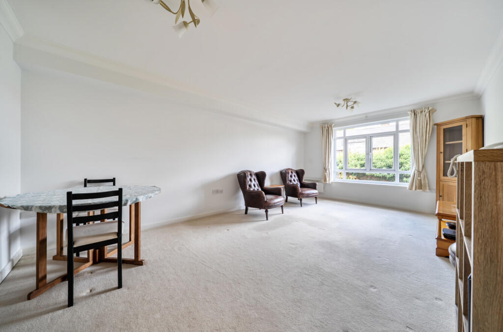 Apartment in Guildford - View 2