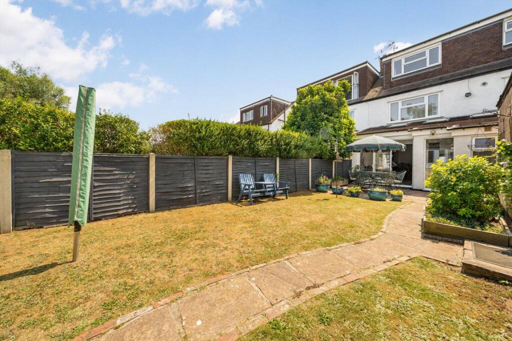 House in Twickenham - View 4