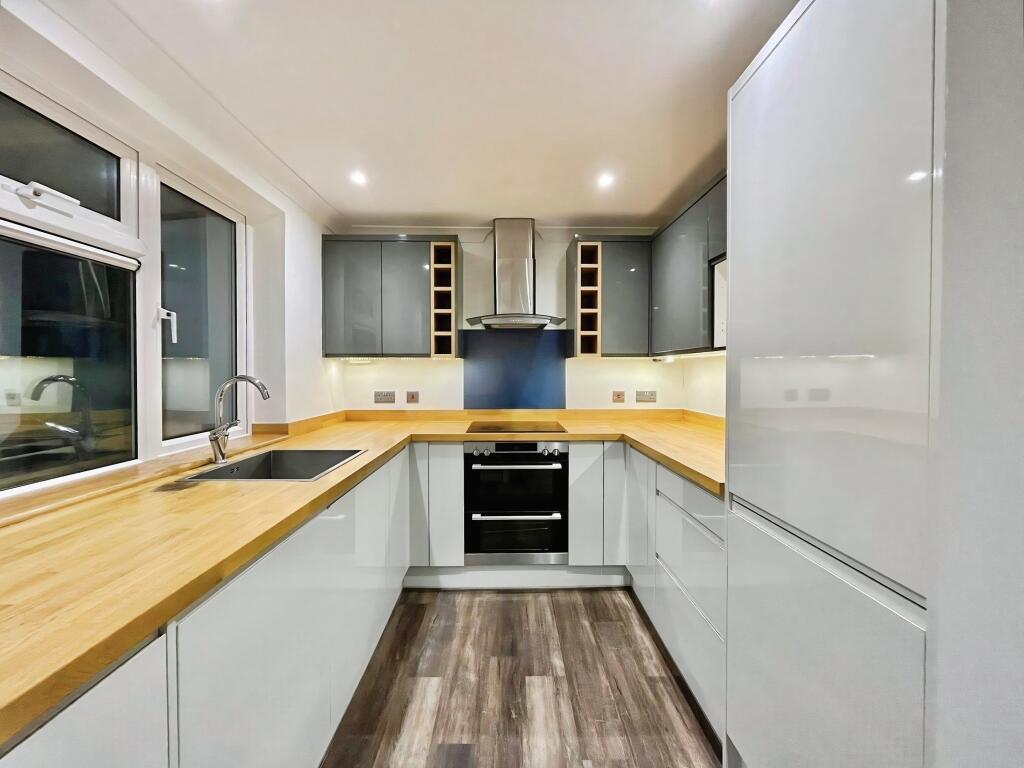 Main image of property: Beales Way, Cambridge
