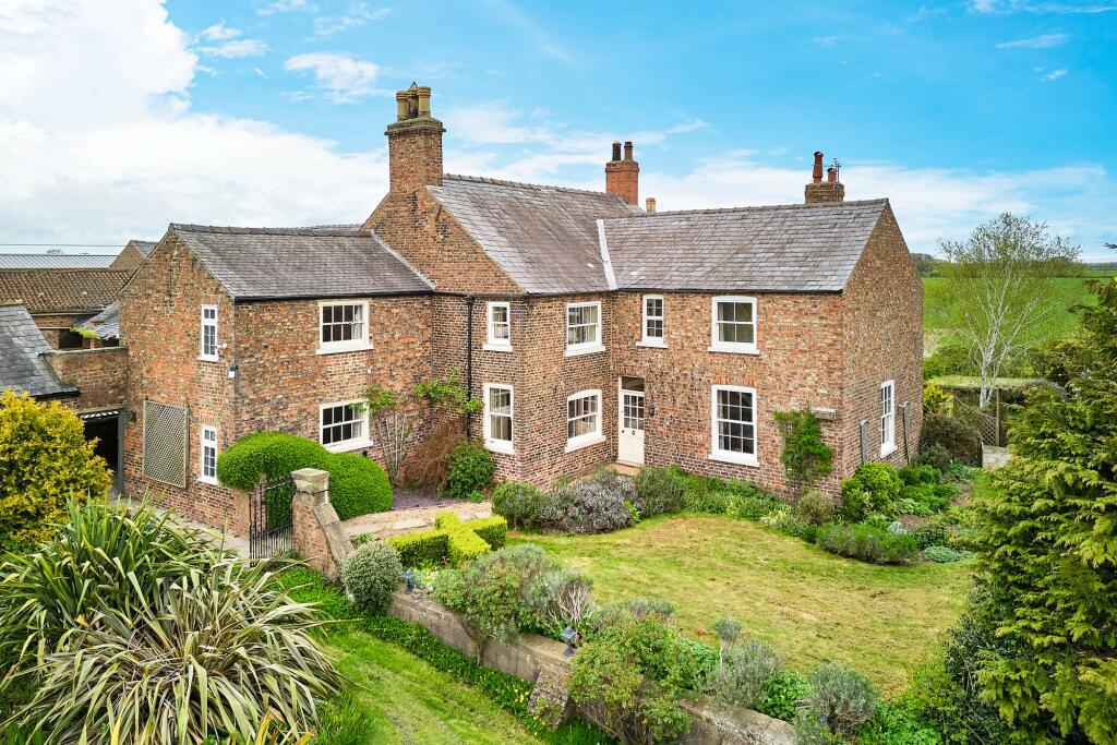 Main image of property: Farmhouse, Marston Grange