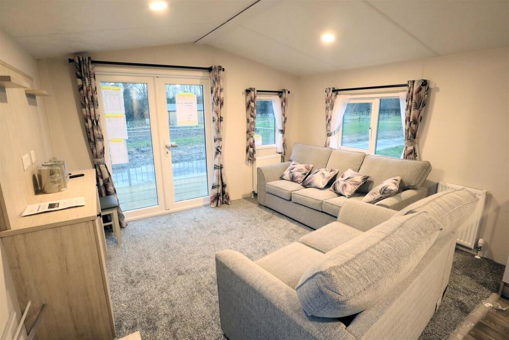 House in Melton, Sysonby - View 2