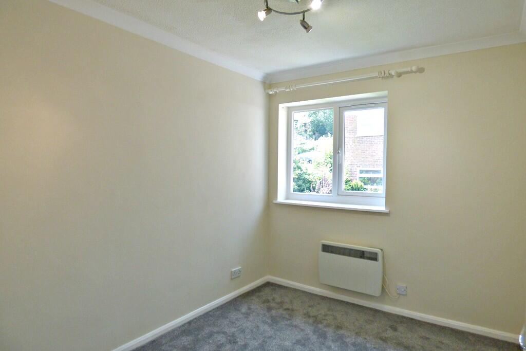 Apartment in Hemel Hempstead - View 5