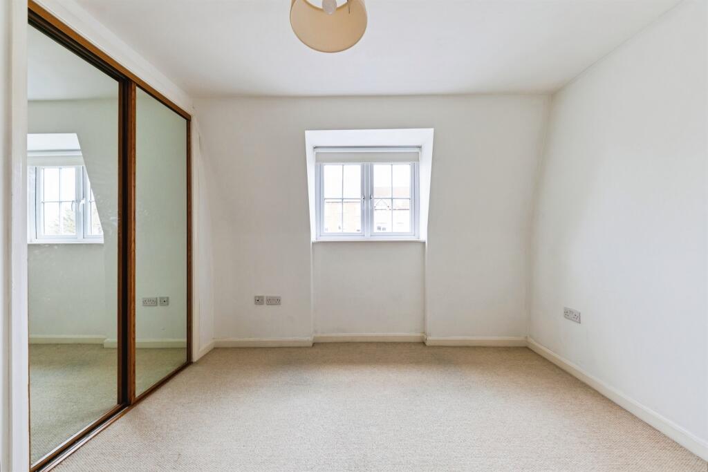 Additional image 4 of Great North Road, Hatfield