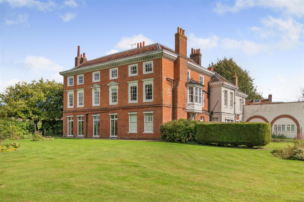 Main image of property: Cripple Street, Maidstone