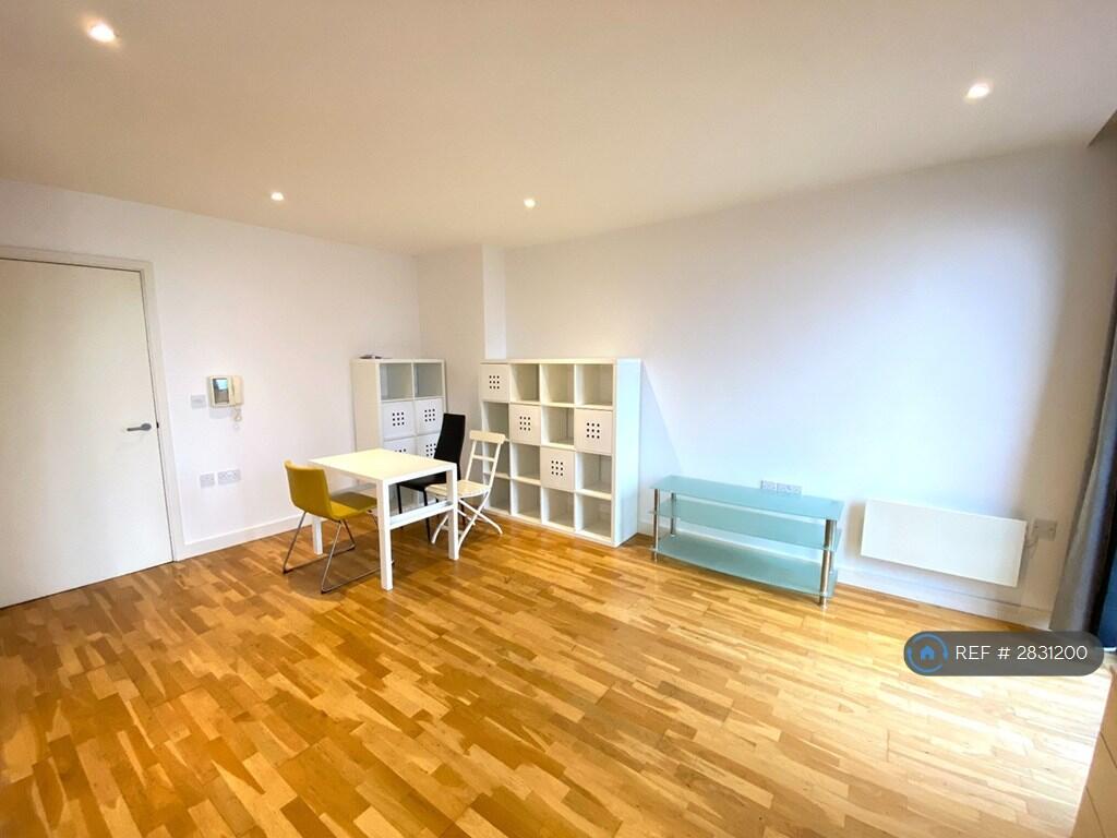 Main image of property: Piccadilly Place, Manchester, M1