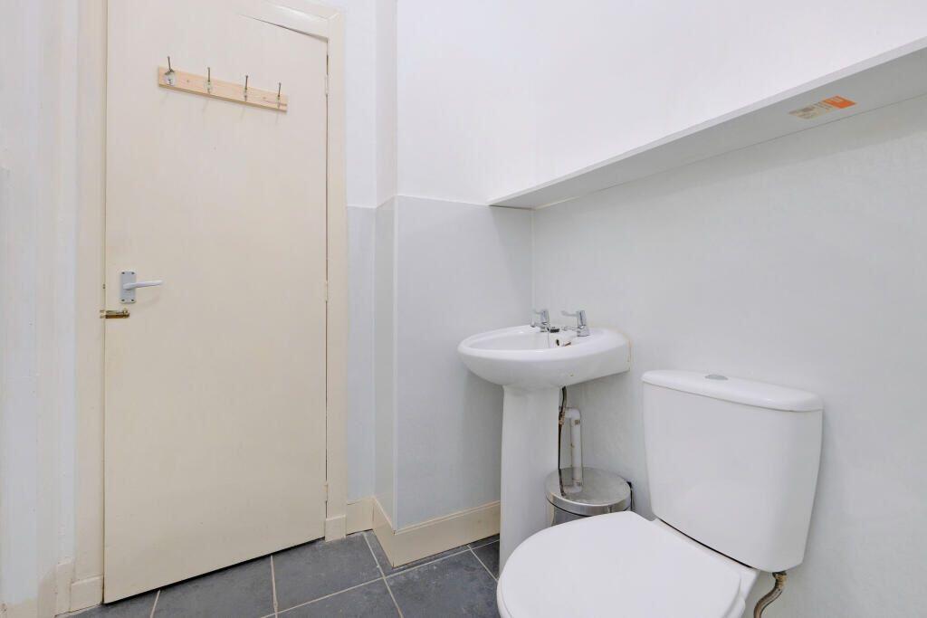 5D Victoria Street, Inverurie, Aberdeenshire, AB51 3QS - View 5