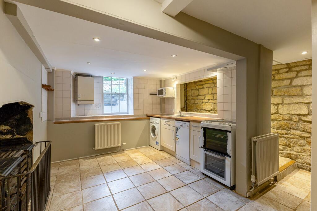 House in Bath - View 4