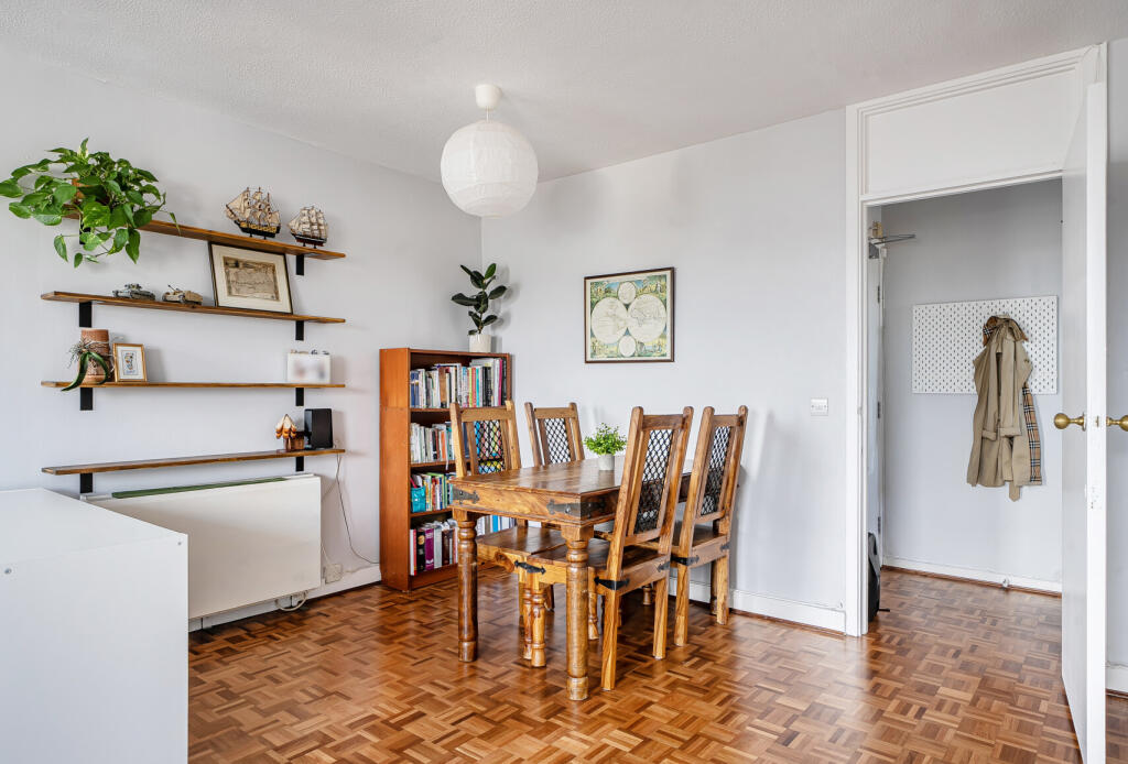 Apartment in London, Wallington - More