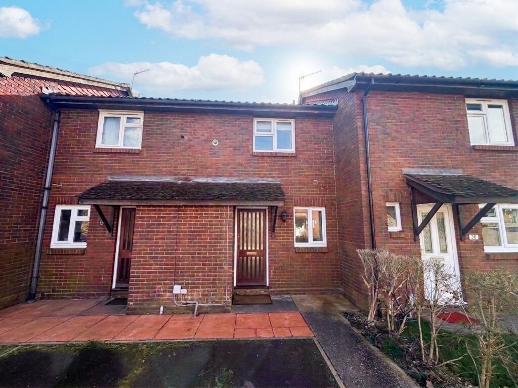 Main image of property: Kingslea, Horsham, RH13